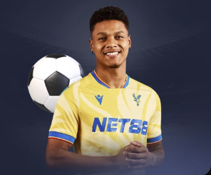 吓人！凯帕出击拉拽多库犯规，裁判吹停比赛给了凯帕一张黄牌